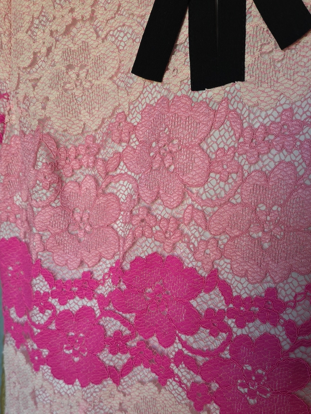 Cece Lace Dress - Picture 4 of 4